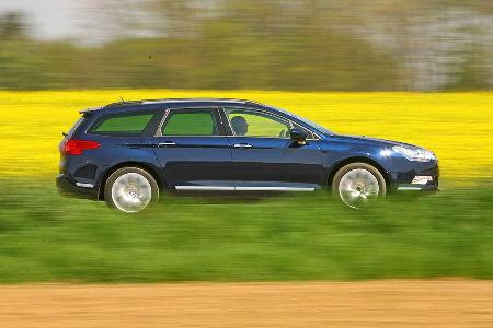 Dazu wirkt der Zweiliter-Diesel im C5 etwas leiser und kultivierter als im Mondeo.