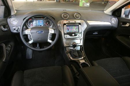 Trotz umfangreicher Ausstattung ist der Mondeo gut zu bedienen.