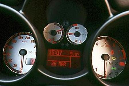 Die Alfa-typischen Eistüten haben auch im GT Platz gefunden.