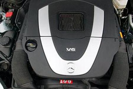 Der 272 PS starke 3,5-Liter-V6-Motor repräsentiert die goldene Mitte der Modellpalette und treibt den ...