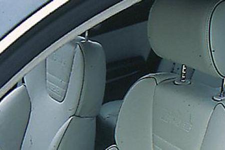 Eher komfortabel: Recaro-Sitze.
