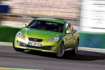 03/11 aumospo06/2011 Hyundai Genesis Coupé 2.0T