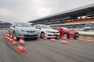 Opel Astra, VW Golf und Audi A3 im Vergleichstest