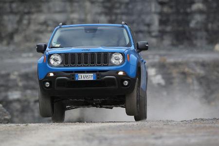 Jeep Renegade 2.0 Multijet Trailhawk, Frontansicht, Sprung