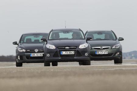 Ford Focus 2.0 TDCi Titanium, Opel Astra 2.0 CDTi Ecotec Design Edition, VW Golf GTD