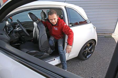Opel Adam 1.0 DI Turbo, Fondsitz, Aussteigen