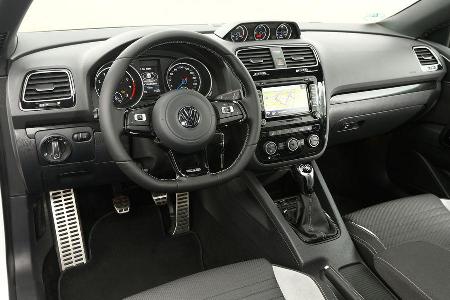 VW Scirocco R, Cockpit