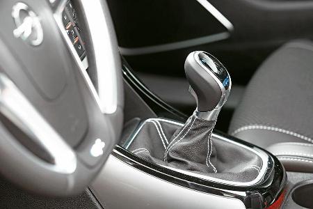 Opel Astra OPC, Schalthebel, Mittelkonsole