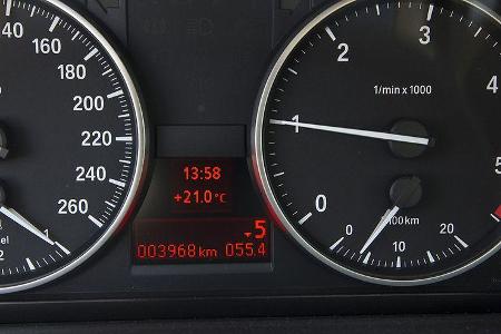 BMW 3er 320d Efficient Dynamics Edition Armaturen