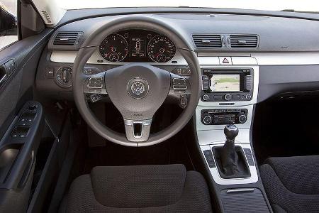 VW Passat Blue TDI Cockpit