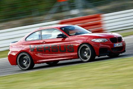 Versus-BMW M235i, Seitenansicht