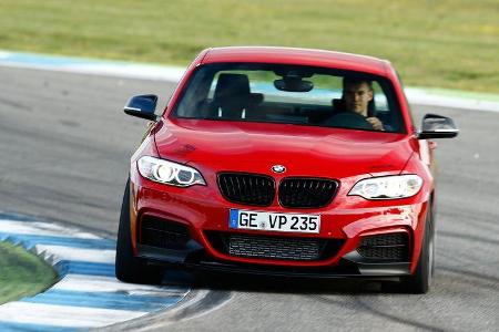 Versus-BMW M235i, Frontansicht