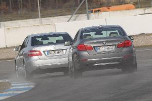 BMW 535i und Mercedes E350 CGI im Test