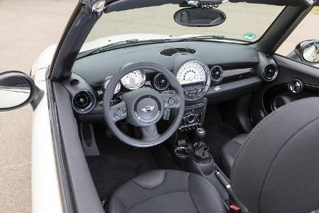 Mini One Cabrio, Cockpit