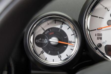Mini One Cabrio, Rundinstrument