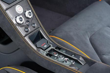McLaren 650s Spider, Mittelkonsole