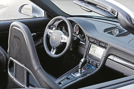 Porsche 911 Turbo S Cabriolet, Cockpit
