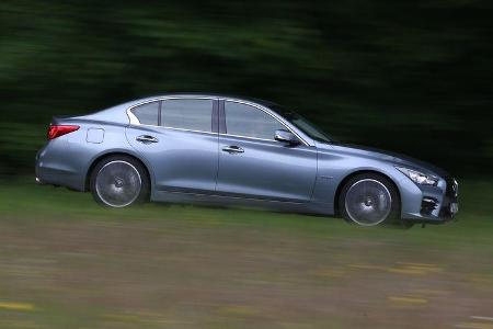 Infiniti Q50 S 3.5 V6 Hybrid, Seitenansicht