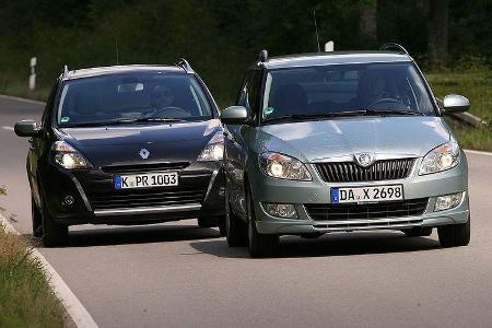 Der Skoda Fabia Combi und der Renault Clio Grandtour kommen wie zwei grundsolide Kleinwagen-Kombis daher. Der Skoda Fabia Combi und der Renault Clio Grandtour kommen wie zwei grundsolide Kleinwagen-Kombis daher.