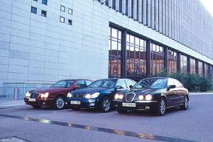 Jaguar S-Type 3.0 V6, Lexus GS 300, Mercedes E&nbsp;320