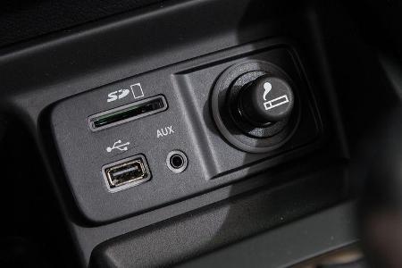 Jeep Cherokee 2.0 Multijet, Bedienelemente, Anschlüsse
