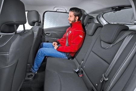 Renault Clio TCe 90 Energy, Fondsitz, Beinfreiheit