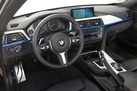 BMW 335d xDrive Touring, Cockpit