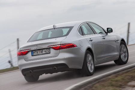 Jaguar XF 35t Prestige, Heckansicht