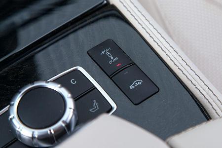 Mercedes CLS 400 4Matic, Bedienelemente