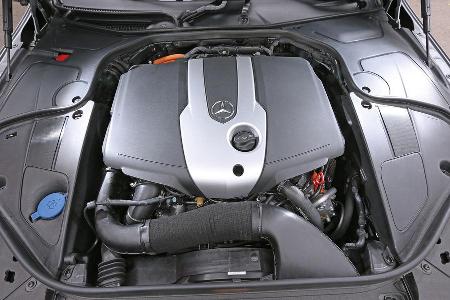 Mercedes S 300 Bluetec Hybrid, Motor