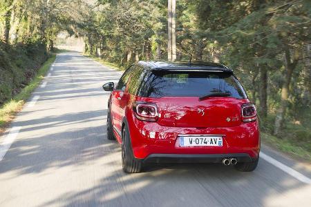 DS3 Performance Fahrt hinten Seite