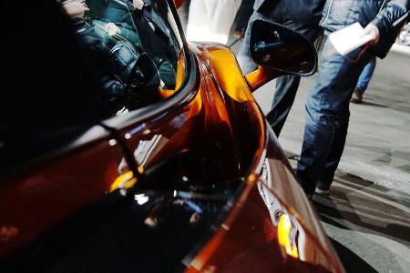 SPERRFRIST 7. März 14:00 Uhr McLaren 720S 2017