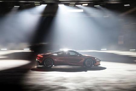 SPERRFRIST 7.3.17 / 14.30 Uhr McLaren 720S