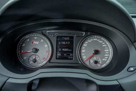 Audi RS Q3 Performance, Rundinstrumente
