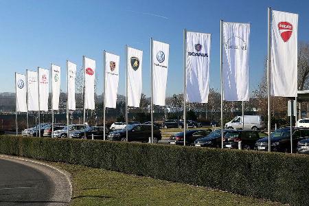 VW-Konzern Flaggen Konzernmarken