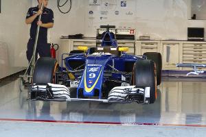 Sauber mit neuem Unterboden