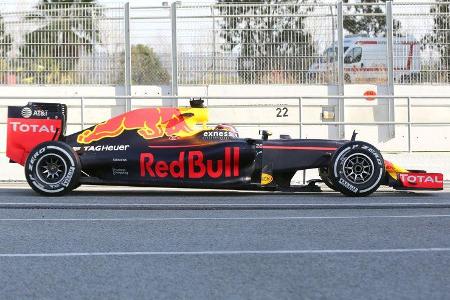 Red Bull RB12 - F1 2016 - Profil