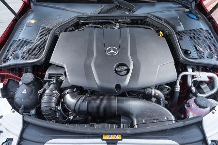 Mercedes C 250 d 4Matic T, Cockpit