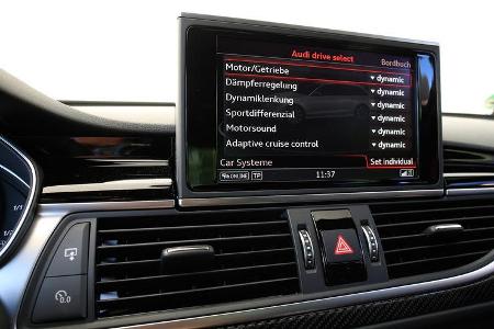 Audi RS 6 Avant Performance, Monitor