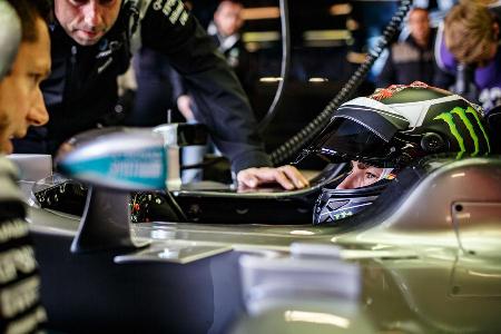 Jorge Lorenzo - Mercedes AMG W05 - Formel 1 Testrun - Silverstone - 5. Oktober 2016