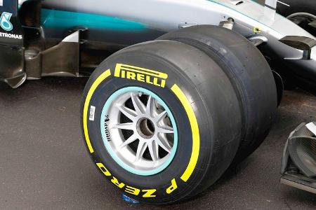 Mercedes - Pirelli 2017 Reifen-Test - Paul Ricard - 2016