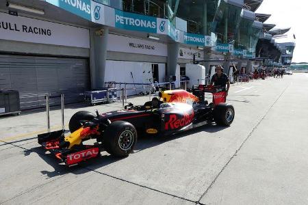 Red Bull - Formel 1 - GP Malaysia - Freitag - 30.9.2016