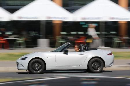 Mazda MX-5 G 131, Seitenansicht