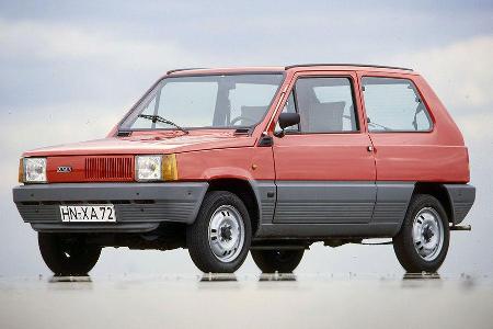 Neben Alfa Romeo und Volkswagen zählt Fiat zu den Großkunden Giugiaros. Mehr als ein Dutzend Fiats gestaltete Giugiaro von 1...