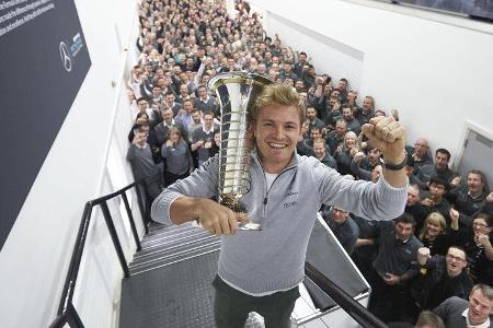 Nico Rosberg - Feier - Mercedes-Fabrik Brackley - 2016