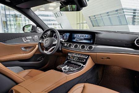 Mercedes E 400 4Matic, Cockpit