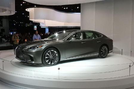 Lexus LS