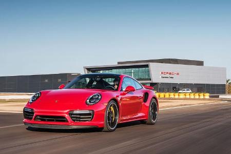 Porsche USA L.A. Experience Center