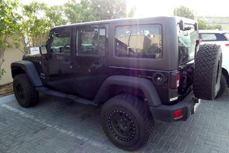 Jeep Sport Wrangler Unlimited - Carspotting - GP Abu Dhabi 2016