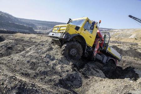 Mercedes-Benz Unimog hochgeländegängig Euro VI U 4023/U 5023 - Bau RWE Tagebau Gelände mit Kran